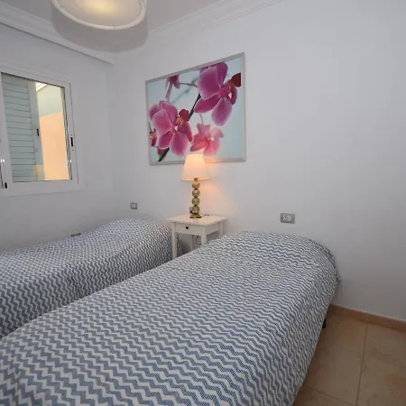 Apartament Stunning Apartment In Poris De Abona With Pool *